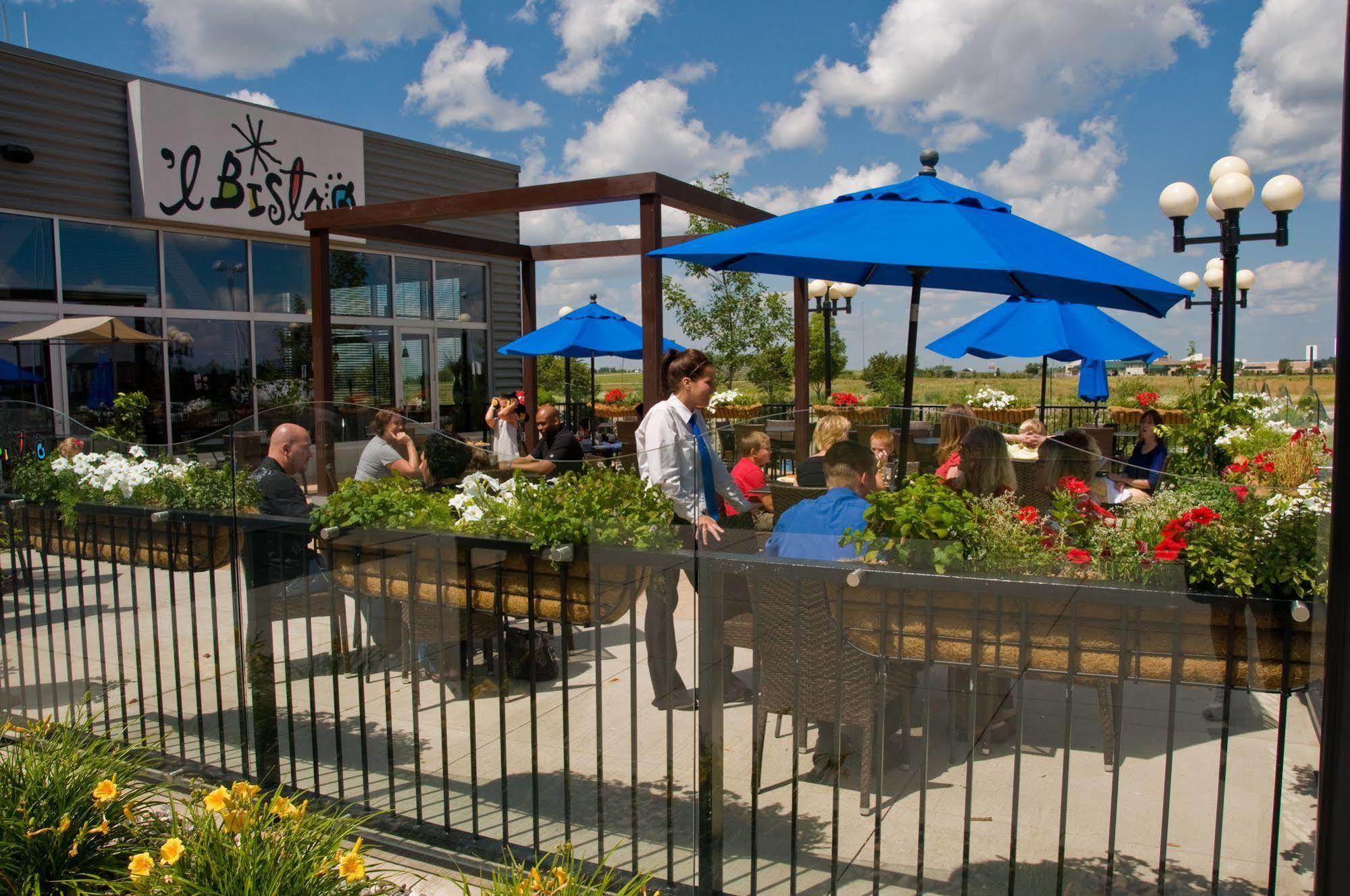 Canad Inns Destination Center Grand Forks Exterior photo